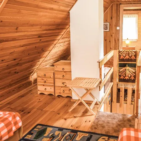 2 Bedroom Lovely Home In Barczewo Holiday home *
