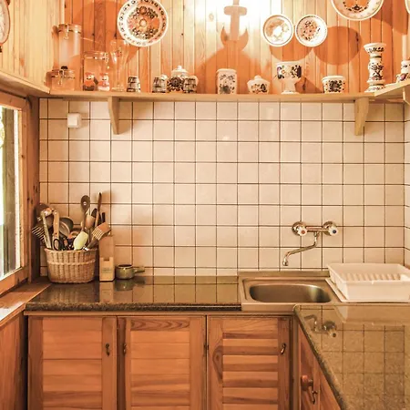 2 Bedroom Lovely Home In Barczewo Bogdany